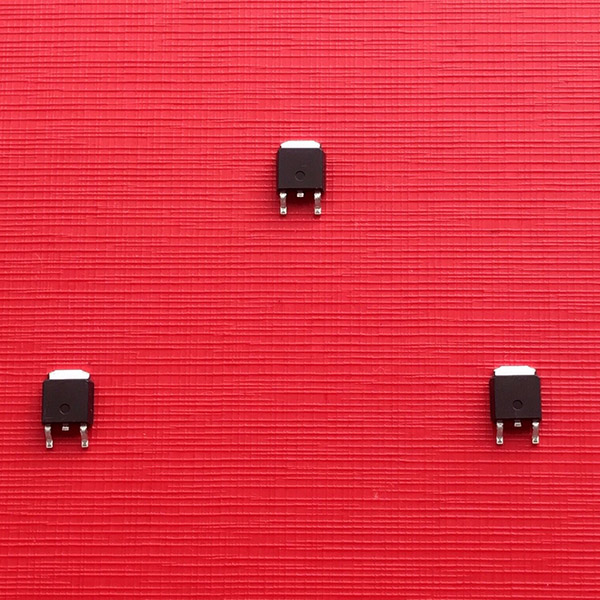 MOS管作為開關應用，與三極管相比，孰優孰劣？